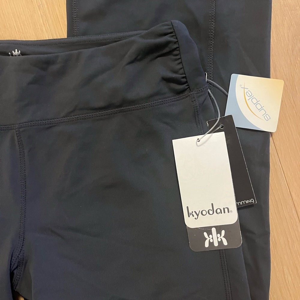 Nwt kyodan yoga exercise  pants new medium